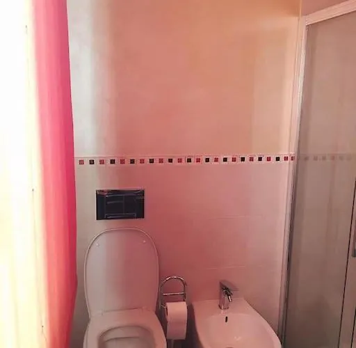 Ema & Grace Lejlighed