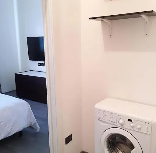 Ema & Grace ג'נובה